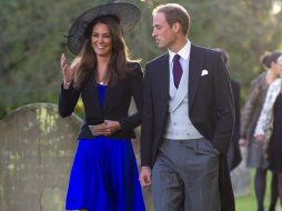 La boda del príncipe y Kate se anuncia como a boda del siglo. EFE  /
