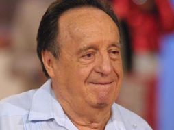 Roberto Gómez Fernández dio a conocer que existe una lista amplia de homenajes. ESPECIAL  /