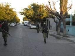 Por decisión de la Sedena, el Ejército recibirá en 2011 la mitad de la ampliación solicitada. EFE  /