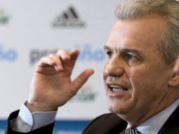 Javier Aguirre durante su presentación como nuevo técnico del Real Zaragoza. EFE  /