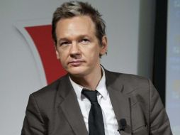Julian Assange califica de ‘‘circo’’ la acusación en su contra. REUTERS  /