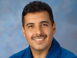 El astronauta espera reponer lo más pronto posible esta reunión. NASA.GOV  /