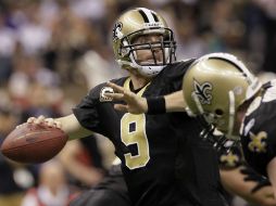 Drew Brees marcó hoy un récord en su equipo, los Santos de Nueva Orleáns. AP  /