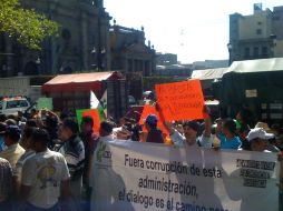 Los comerciantes argumentaron que se retirarán hasta que sean escuchados. F. URENDA  /