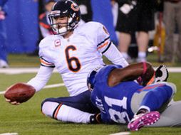 Jay Cutler, mariscal de campo de los Osos, batallará con Michael Vick y Filadelfia. AP  /