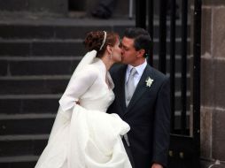 El mandatario mexiquense celebra sus nupcias con la actriz Angélica Rivera en la Catedral de Toluca. EL UNIVERSAL  /