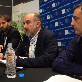 Editores consideran un “error” cambios en la lengua