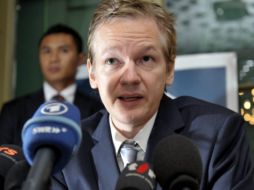 Assange sustuvo una charla virtual con los lectores del diario británico The Guardian. AP  /