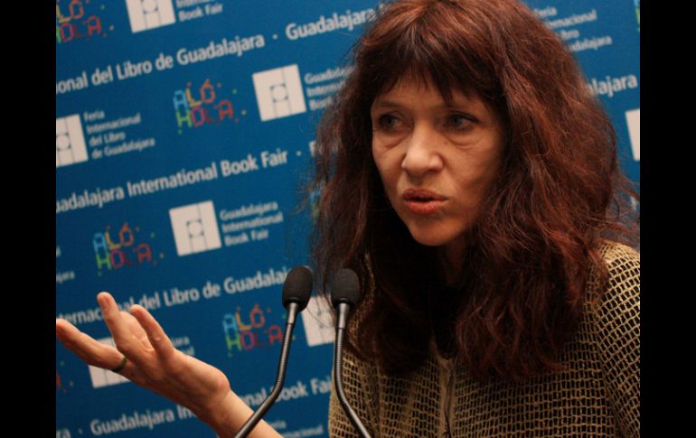 “Marcas de nacimiento” de la escritora de origen canadiense se presentó en la FIL. A. HINOJOSA  /