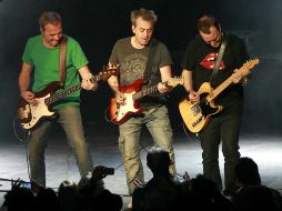 Una noche para recordar con los Hombres G. E. PACHECO  /