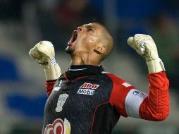 Miguel Calero, arquero de los Tuzos. MEXSPORT  /