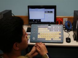 Este sistema combina varias características innovadoras. ID  /