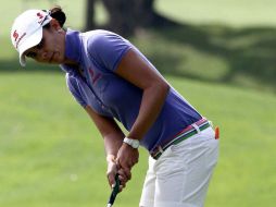 La golfista tapatía mejoró su juego ayer, pero sigue lejos de los lugares que otorgan la credencial para la LPGA. MEXSPORT  /