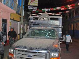 En la plaza principal del municipio festejaban el día de la Virgen de Guadalupe, cuando acometieron los grupos armados. EL UNIVERSAL  /