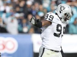 En un juego de grandes jugadas, los Raiders fueron derrotados por los Jaguares de Jacksonville. REUTERS  /