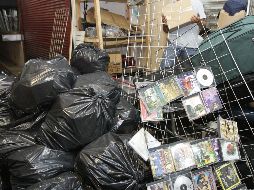 Los artículos confiscados violan la Ley de Derechos de Autor. ARCHIVO  /