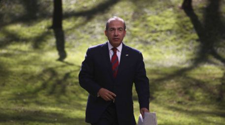 El Presidente Felipe Calderón durante una conferencia de prensa donde abordó el tema de la cumbre COP16.  AP  /