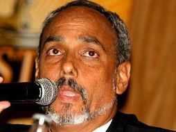 La afición culpa a Manuel Burga de que Perú no califique al Mundial desde España 1982. ESPECIAL  /