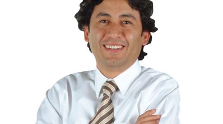 Salvador Camarena.  /