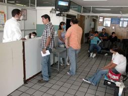 Dicen que 2010 para el IMSS significó la consolidación de la meta de subir la capacidad de respuesta de los servicios médicos. ARCHIVO  /