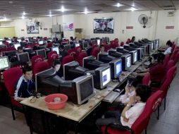 La sentencia para los internautas que distribuyan información falsa está destinada de hasta cinco años de prisión. EFE  /