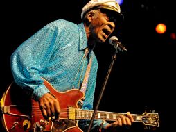 Chuck Berry se desplomó sobre el teclado cuando llevaba más o menos una hora de actuación. AP  /