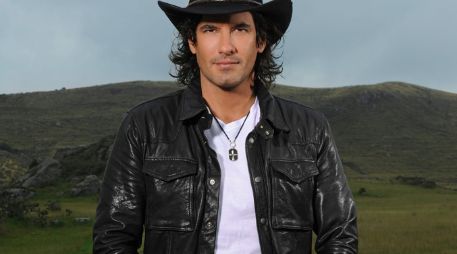 El actor Mario Cimarro es el galán de Los herederos del Monte. EFE  /