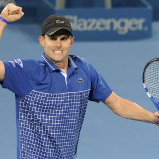 Roddick y Soderling avanzan en Brisbane