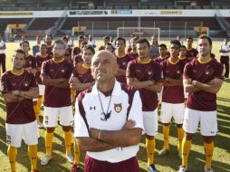 El equipo de Estudiantes Tecos se tomó la foto oficial. E. PACHECO  /
