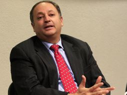 La cuestión cultural es fundamental en el proceso académico de la institución. En la imagen el rector Javier Cantalapiedra Malpica.  /