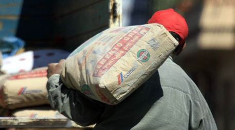 El gobierno del presidente Hugo Chávez expropió en el 2008 los activos de Cemex  en Venezuela. ARCHIVO  /