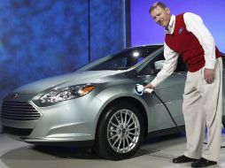 El director ejecutivo de Ford, Alan Mulally durante el CES. REUTERS  /