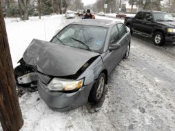 La muerte de dos personas en el Norte de Louisiana en accidentes de auto provocados por la nevada que comenzó a caer el domingo. AP  /