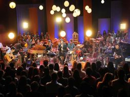 'MTV Unplugged' contiene las colaboraciones de leyendas como Enrique Bunbury. ZOETHEBAND.COM  /