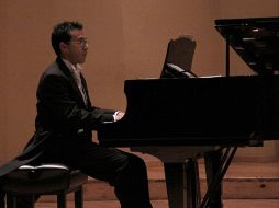 El músico grabará su primera producción discográfica en febrero. ESPECIAL  /