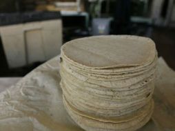 Se requerirán apoyos especiales para que no aumente el precio de la tortilla en Jalisco. ARCHIVO  /