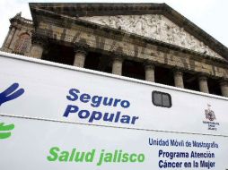 Para quienes se han quedado sin empleo y sin seguro médico, el Seguro Popular se convierte en la mejor opción. ARCHIVO  /