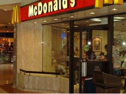 McDonald's ya ha subido los precios en China para contrarrestar un aumento en los costos de las materias primas. ARCHIVO  /