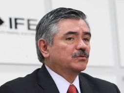 Leonardo Valdés, consejero presidente del IFE, ha expresado que la cédula de identidad resta valor a la credencial para votar. ARCHIVO  /