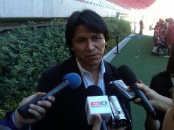 Claudio Suárez al término del entrenamiento de las Chivas. R. VELÁZQUEZ  /