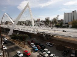 El Puente Álamo es una de las obras a cargo de la Sedeur que se construye con recursos del Consejo Metropolitano. A. CAMACHO  /