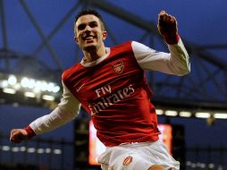 Van Persie abrió el marcador al minuto 21. REUTERS  /