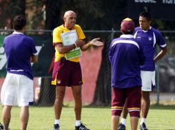 El técnico Sánchez Solá regresa al estadio de su anterior equipo. MEXSPORT  /