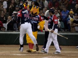 Los jugadores de los Algodoneros festejan su triunfo. ESPECIAL  /