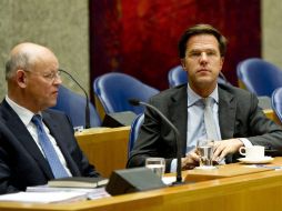 Uri Rosenthal, ministro holandés de Asuntos Exteriores (i). EFE  /