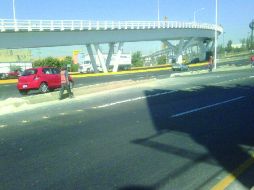 Al hacer su exhorto, el munícipe difundió una fotografía a través de su cuenta de Twitter (@micasrey). ESPECIAL  /