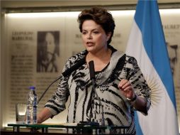 Dilma Rousseff pronunció discurso tras reunión con Cristina Fernández. AP  /