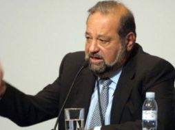 La compañía, Telmex propiedad del magnate Carlos Slim, se desplomaban 2.7 por ciento a 10.47 pesos. ARCHIVO  /