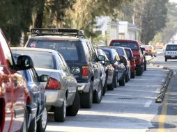 Senador del PRI propone modificar el decreto que permite la entrada al país de vehículos usados. ARCHIVO  /