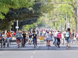 Al igual que los domingos, hoy se activan las rutas habituales de la Vía RecreActiva. E. BARRERA  /